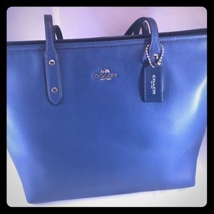 Coach City Zip Tote,  Ocean Blue Leather Z…